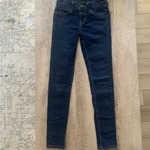 Levi’s 710 Skinny Jeans